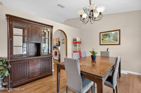 3196 Shadow Creek Road, Jacksonville FL - photo 9 of 40