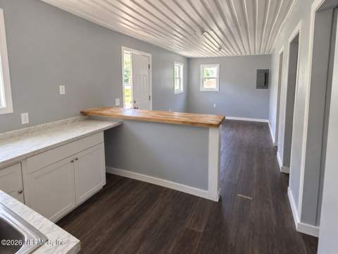 5652 Potomac Avenue, Jacksonville FL - photo 10 of 25