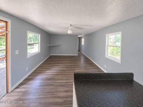 5652 Potomac Avenue, Jacksonville FL - photo 6 of 25