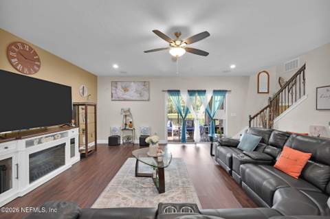 9910 Patriot Ridge Drive, Jacksonville FL - photo 20 of 127
