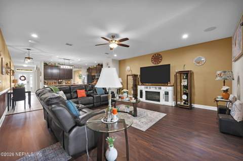 9910 Patriot Ridge Drive, Jacksonville FL - photo 23 of 127