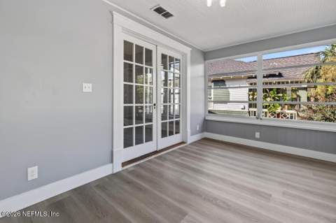 2256 Forbes Street, Jacksonville FL - photo 7 of 34