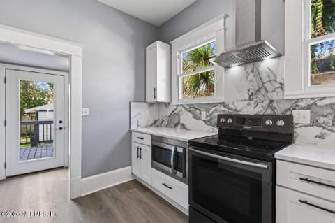 2256 Forbes Street, Jacksonville FL - photo 16 of 34