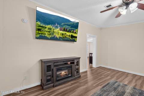 15012 Rein Court, Glen St. Mary FL - photo 7 of 48