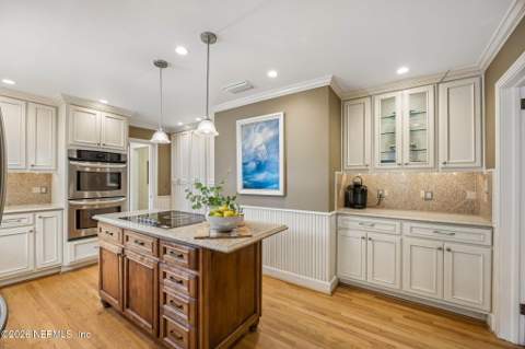 4737 Exeter Lane, Jacksonville FL - photo 15 of 36