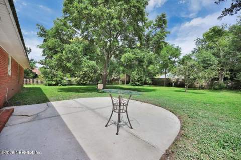11707 Village Lane, Jacksonville FL - photo 23 of 39