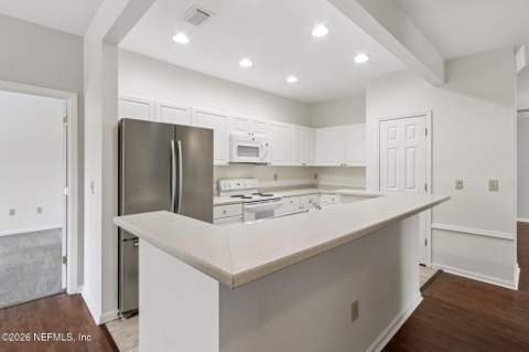 10901 Burnt Mill Road #1107, Jacksonville FL - photo 20 of 71