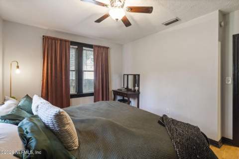 5027 Blackburn Street, Jacksonville FL - photo 21 of 34