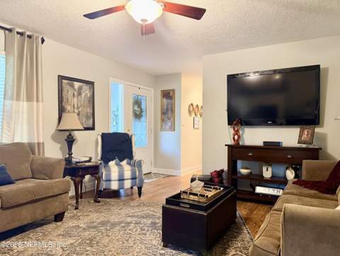 4540 Camellia Street, Middleburg FL - photo 6 of 24
