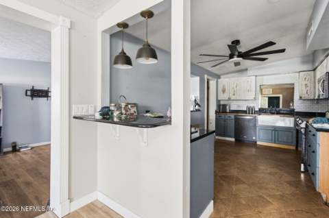 11486 Inez Drive, Jacksonville FL - photo 13 of 47