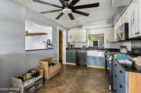 11486 Inez Drive, Jacksonville FL - photo 14 of 47