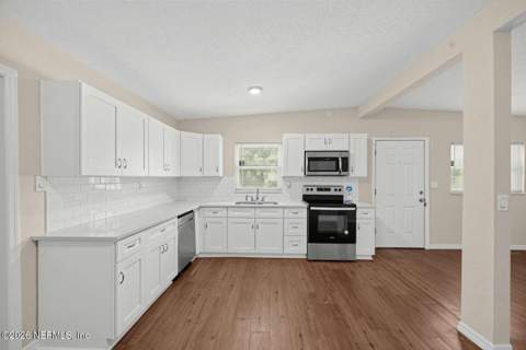 5718 Perch Drive, Jacksonville FL - photo 12 of 20