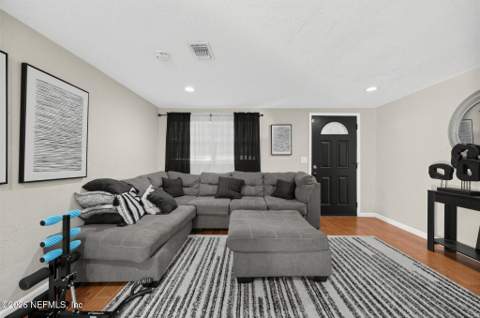 6249 Barry Drive, Jacksonville FL - photo 7 of 29