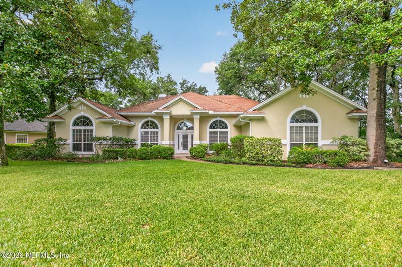 4 bedroom Single Family Residence at 836 QUEENS HARBOR Boulevard, Queens Harbour Cc, Jacksonville — photo 1