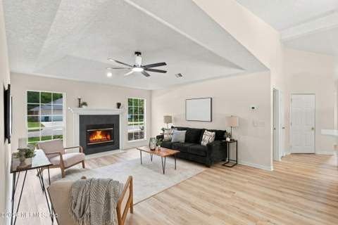 5312 Blue Pacific Drive, Jacksonville FL - photo 17 of 42