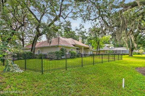 836 QUEENS HARBOR Boulevard, Jacksonville FL - photo 14 of 44