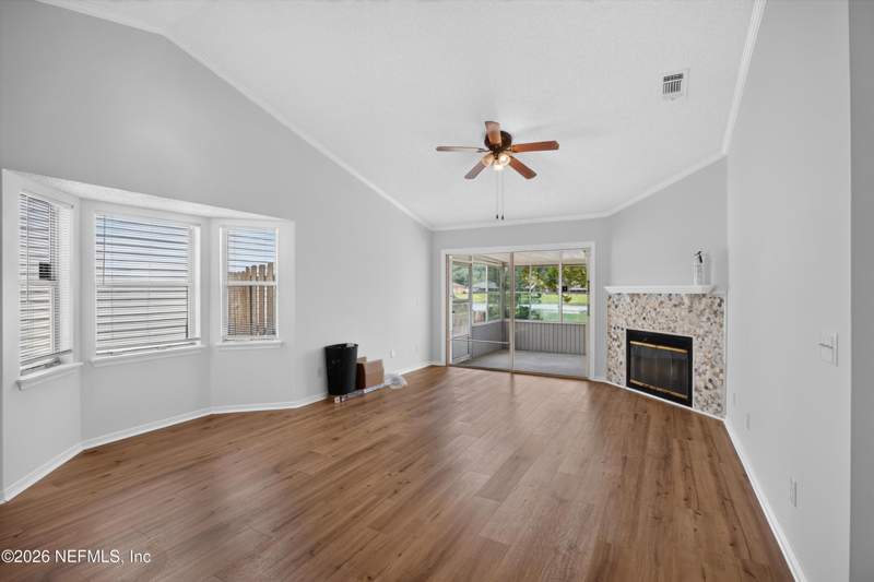 2 bedroom Single Family Residence at 8047 Mactavish Way, Highland Lakes, Jacksonville — photo 3