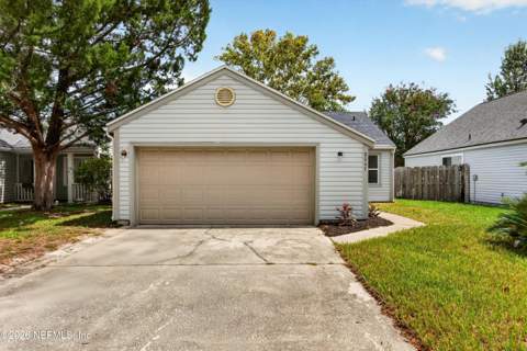 8047 Mactavish Way, Jacksonville FL - photo 6 of 35