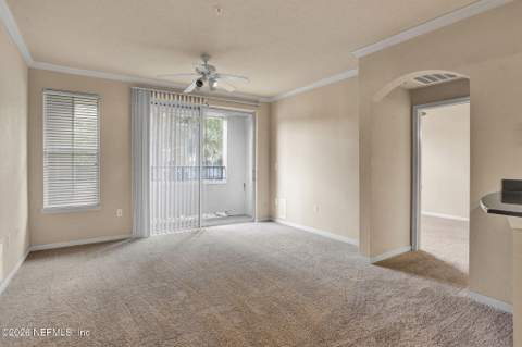 8539 W Gate Parkway #9101, Jacksonville FL - photo 11 of 40