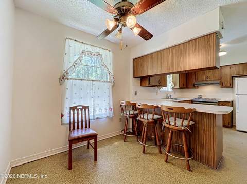 7980 Quail Cove Lane, Jacksonville FL - photo 10 of 49