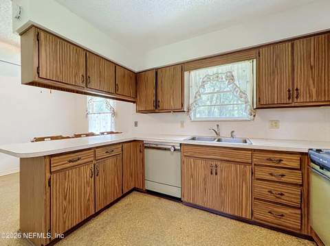 7980 Quail Cove Lane, Jacksonville FL - photo 14 of 49