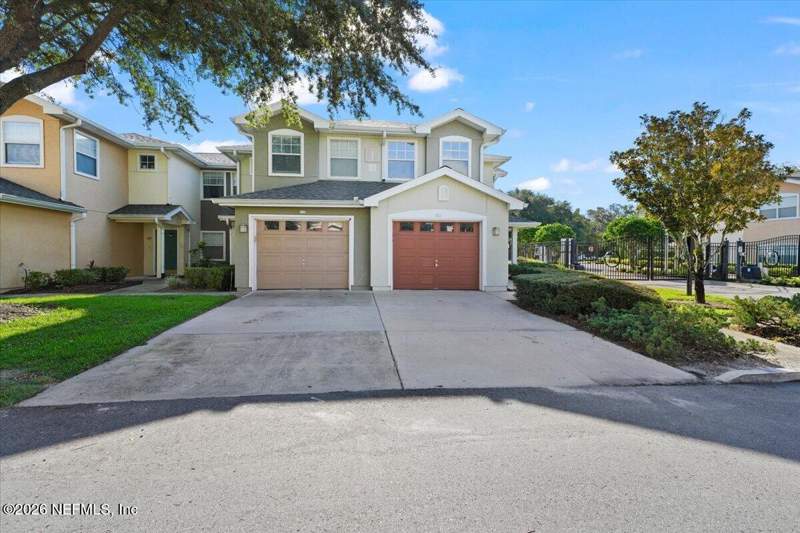 3 bedroom Condominium at 8550 Argyle Business Loop #108, Cottages At Argyle Condo, Jacksonville — photo 3