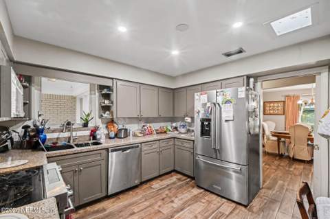 7245 Sandy Bluff Drive, Jacksonville FL - photo 14 of 32