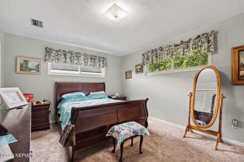 7245 Sandy Bluff Drive, Jacksonville FL - photo 21 of 32