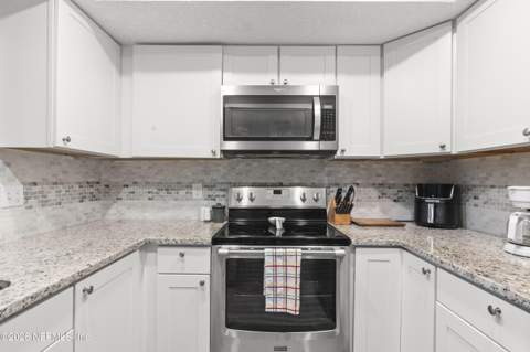 169 Aruba Ln., Ponte Vedra Beach FL - photo 12 of 84