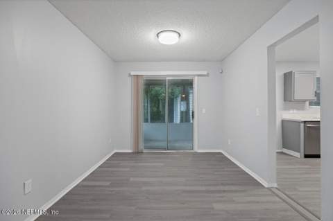 5141 Glen Alan Court, Jacksonville FL - photo 12 of 37