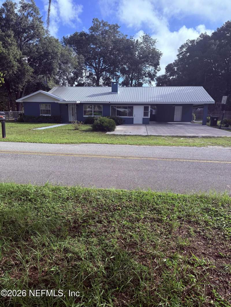 3 bedroom Single Family Residence at 240 SW Pecan Street, Keystone Heights, Keystone Heights — photo 1