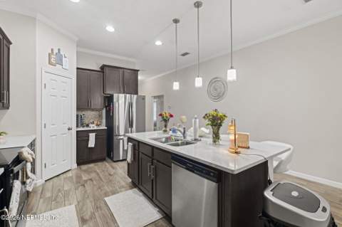 6050 Patriots Landing Lane, Jacksonville FL - photo 11 of 36