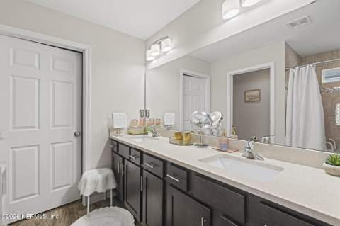 6050 Patriots Landing Lane, Jacksonville FL - photo 17 of 36