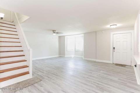 4571 Park Street, Jacksonville FL - photo 7 of 20