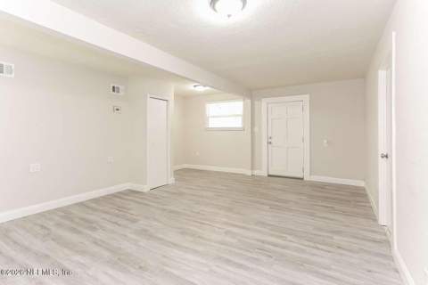 4571 Park Street, Jacksonville FL - photo 11 of 20