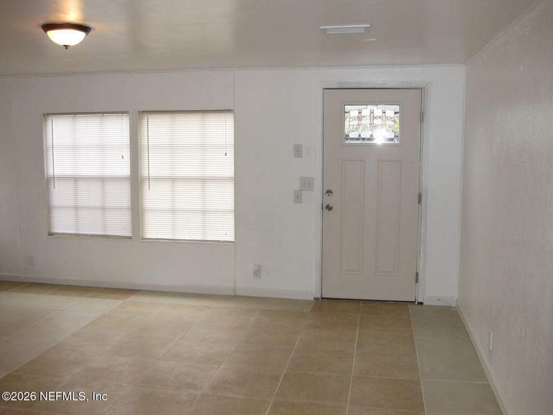 2 bedroom Mobile Home at 7602 Sunwood Drive, Baywood Park, Jacksonville — photo 5