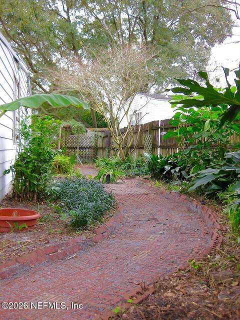 7602 Sunwood Drive, Jacksonville FL - photo 22 of 26