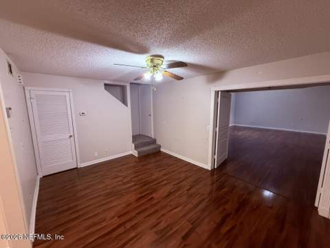 8323 Century Point Drive, Jacksonville FL - photo 14 of 29