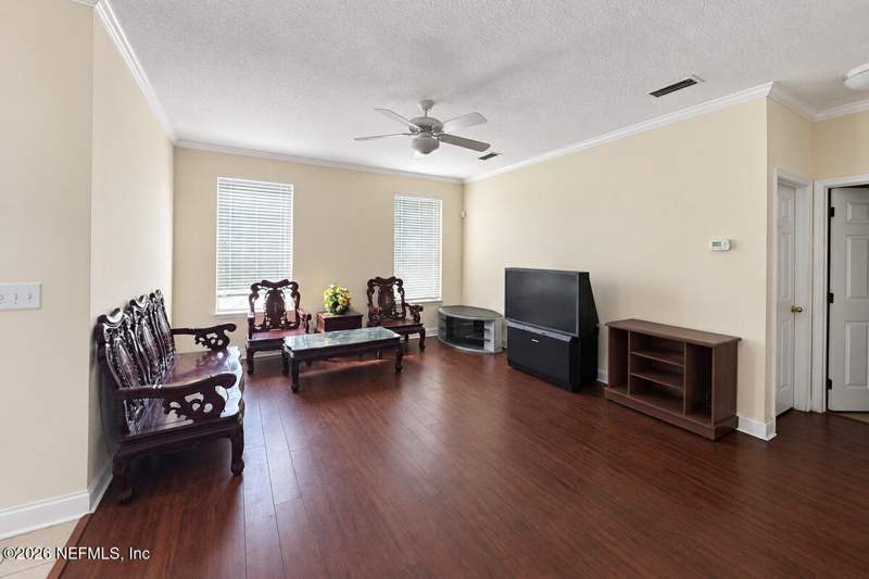 4 bedroom Single Family Residence at 12198 WYNNFIELD LAKES Circle, Wynnfield Lakes, Jacksonville — photo 2