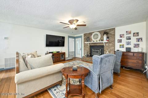 7068 Oakridge Drive, Glen St. Mary FL - photo 10 of 45