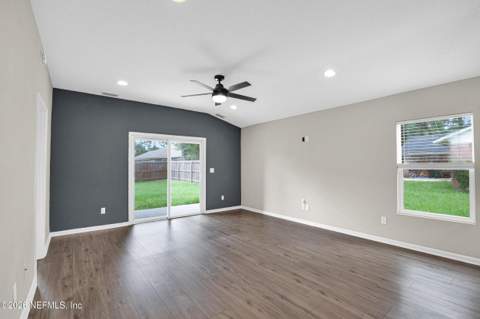 1025 Floyd Street, Fleming Island FL - photo 8 of 44