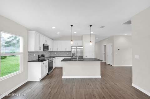 1025 Floyd Street, Fleming Island FL - photo 13 of 44