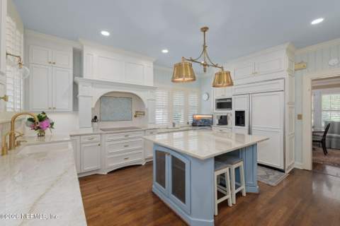 1740 Edgewood Avenue, Jacksonville FL - photo 19 of 97