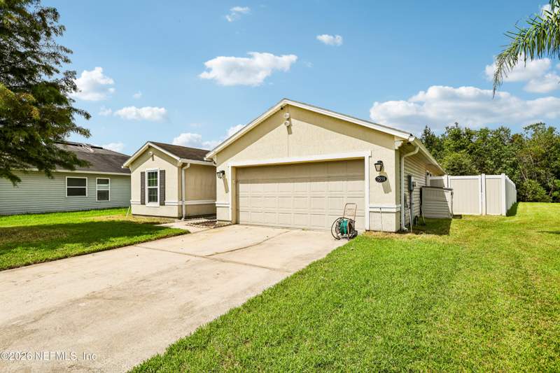 3 bedroom Single Family Residence at 7558 GROSSMAN Court, Westland Oaks, Jacksonville — photo 3