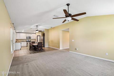 7558 GROSSMAN Court, Jacksonville FL - photo 7 of 34