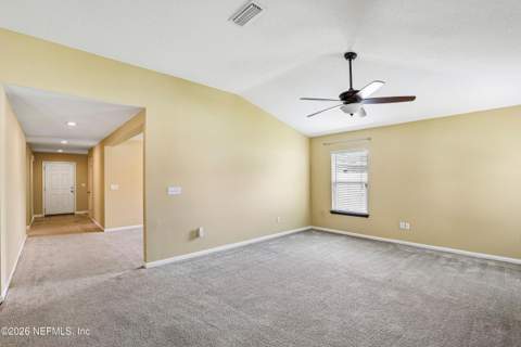 7558 GROSSMAN Court, Jacksonville FL - photo 8 of 34