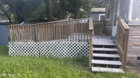 285 E 46th Street, Jacksonville FL - photo 6 of 17