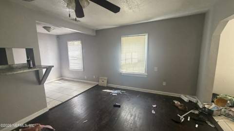285 E 46th Street, Jacksonville FL - photo 9 of 17