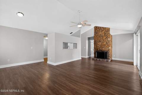 3918 Pine Breeze Road, Jacksonville FL - photo 8 of 19
