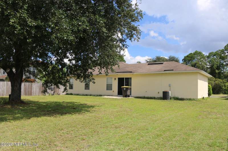 2 bedroom Single Family Residence at 7110 Newman Lake Court, Plum Tree, Jacksonville — photo 5